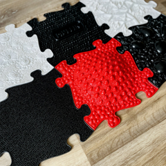 Tots Vision Black, White and Red High contrast colour play set for Babies and Toddlers
