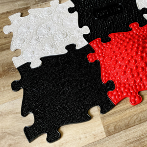 Sensory Play mat for Babies and Toddlers Eyesight and Motor Skills Development.