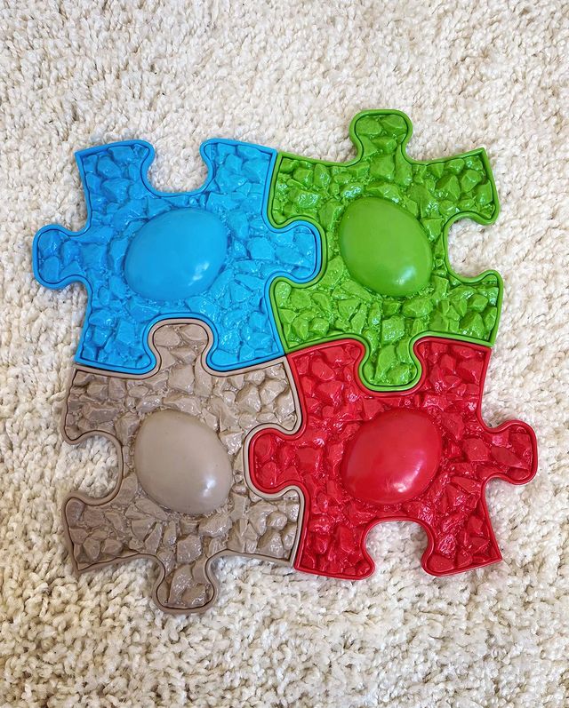 Muffik Orthopedic Sensory Play mats for babies and toddlers hand and foot development