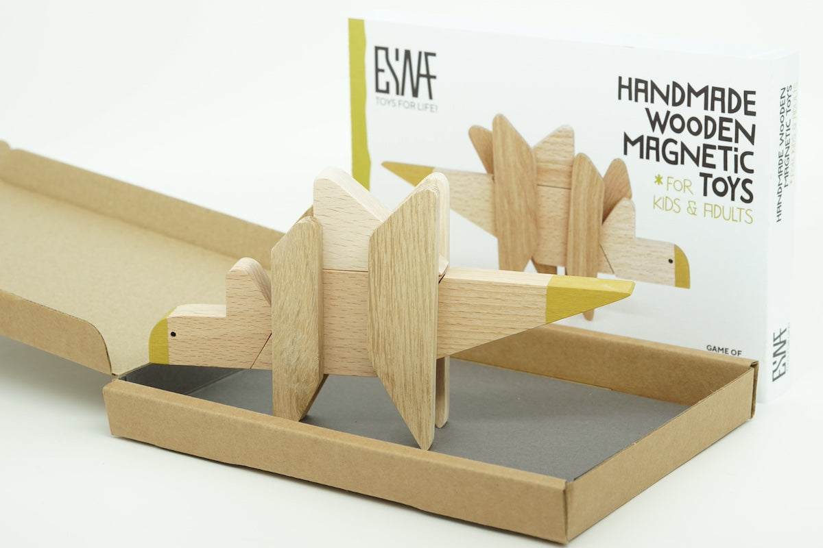 magnetic-wooden-stegosaurus-gitfs