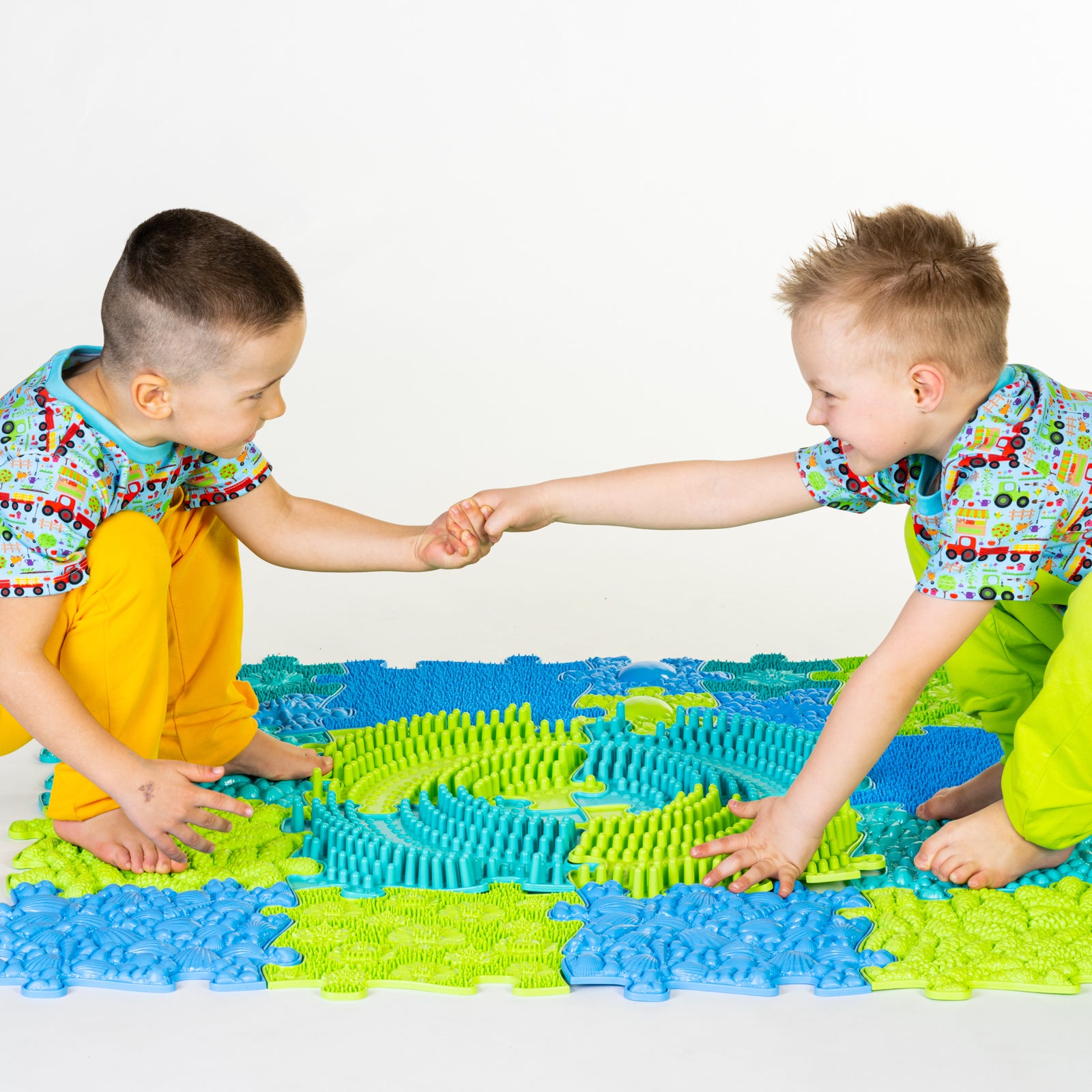 Tactile games with sensory play mats