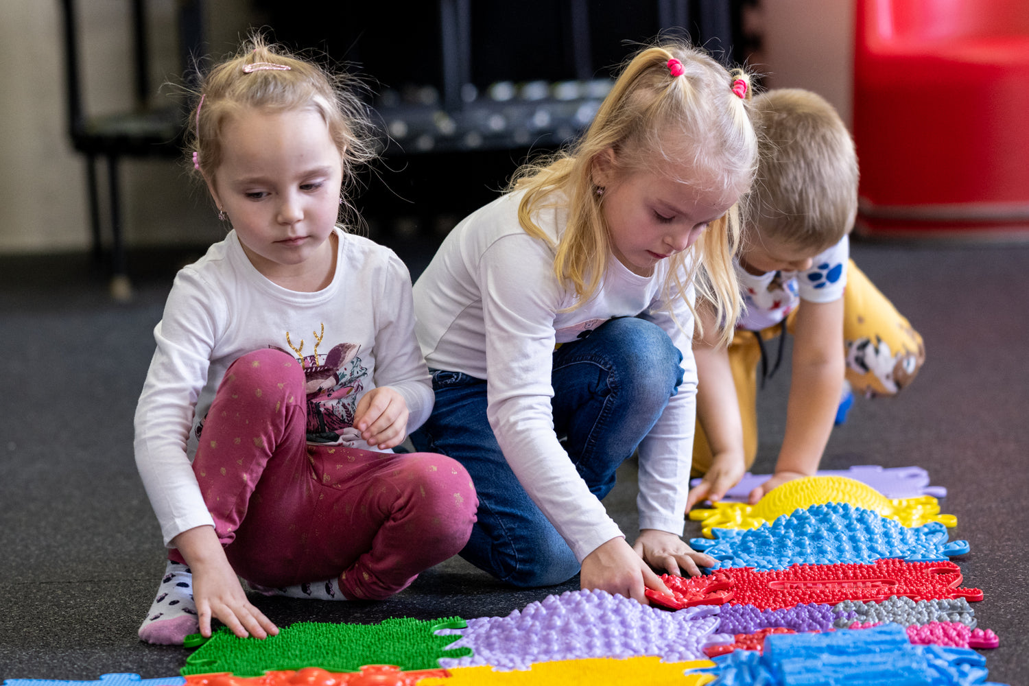 Sensory store for motor skills development
